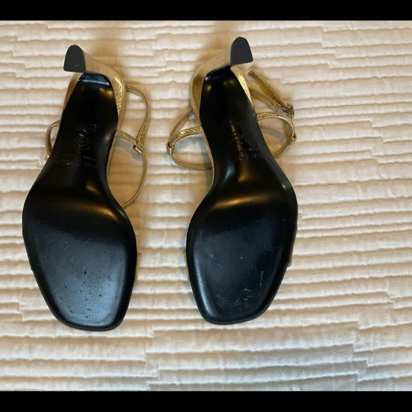 Via Spiga Gold Heels - Picture 2 of 4